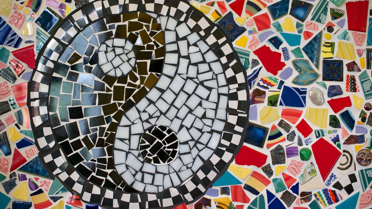 ADD vs ADHD: ADD Symptoms vs. ADHD symptoms visualized as a yin yang mosaic